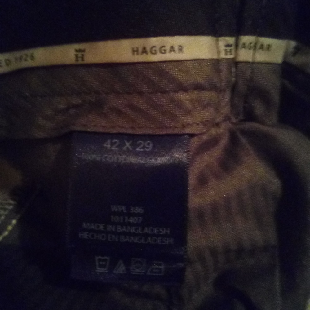 Men's khaki pants